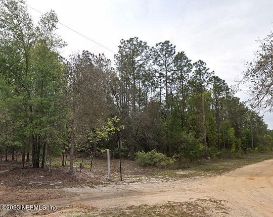 1.8 Acres of Land for Sale in Interlachen, Florida