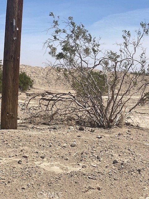 5.2 Acres of Land for Sale in Newberry Springs, California