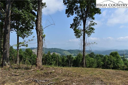 46.9 Acres of Recreational Land for Sale in Sparta, North Carolina