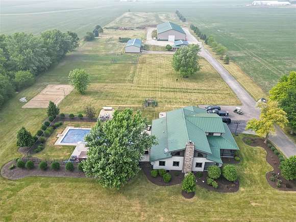 10 Acres of Land with Home for Sale in Manhattan, Illinois