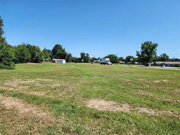 1.9 Acres of Commercial Land for Sale in Mineola, Texas