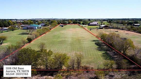 5 Acres of Land for Sale in Aurora, Texas