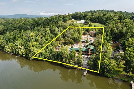 2.8 Acres of Residential Land with Home for Sale in Dayton, Tennessee