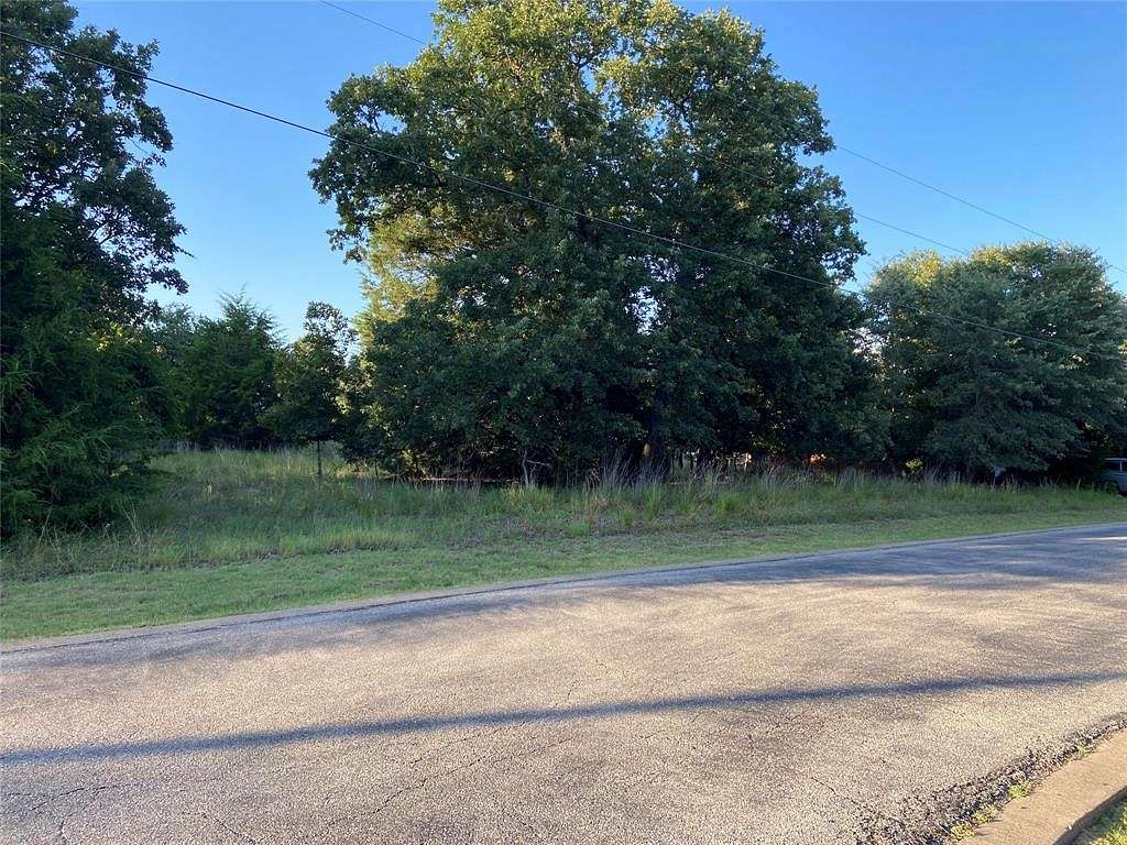 0.87 Acres of Residential Land for Sale in Athens, Texas