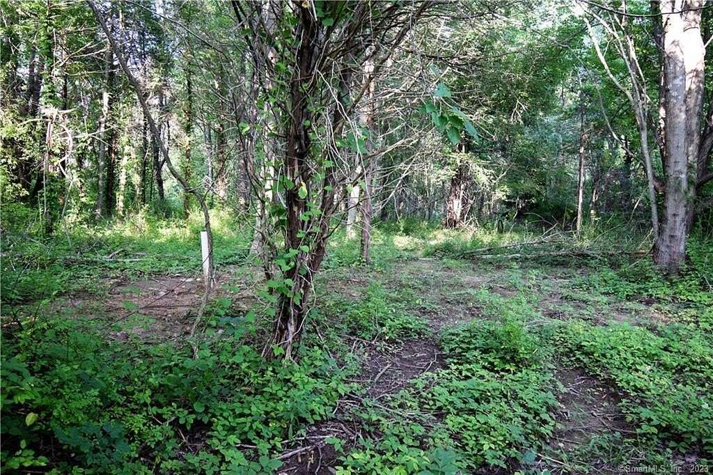 7 Acres of Residential Land for Sale in Guilford, Connecticut