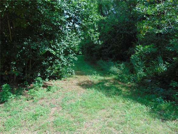 2.4 Acres of Residential Land for Sale in Doniphan, Missouri