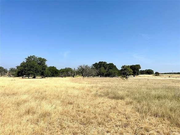 10 Acres of Land for Sale in Center City, Texas