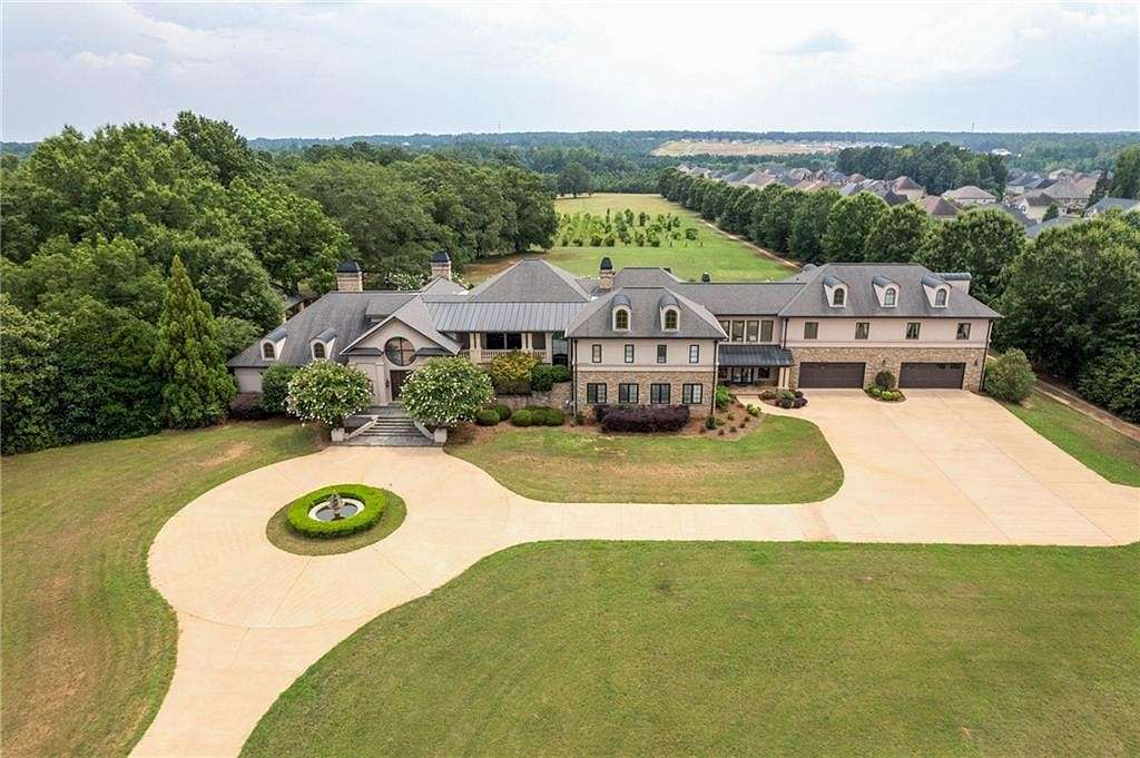 50.6 Acres of Land with Home for Sale in Hampton, Georgia