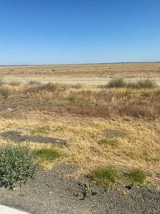 0.48 Acres of Land for Sale in Kettleman City, California