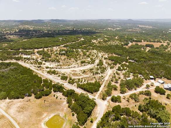 4.8 Acres of Residential Land for Sale in Pipe Creek, Texas
