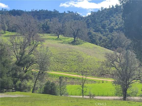 26 Acres of Recreational Land for Sale in Paso Robles, California
