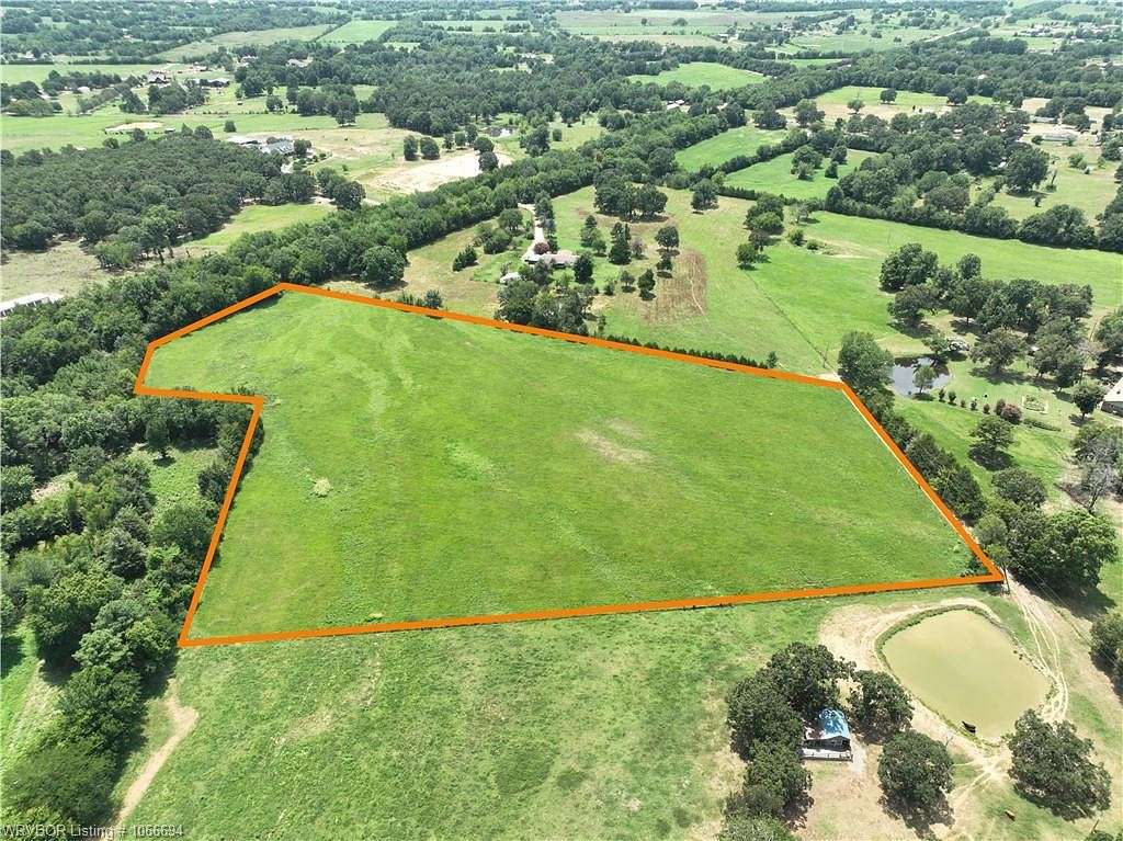 10 Acres of Residential Land for Sale in Poteau, Oklahoma