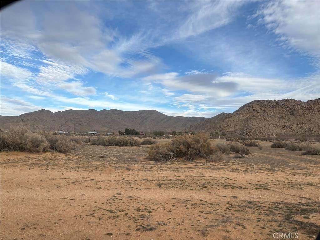17.5 Acres of Land for Sale in Apple Valley, California