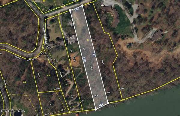 1.7 Acres of Residential Land for Sale in Harriman, Tennessee