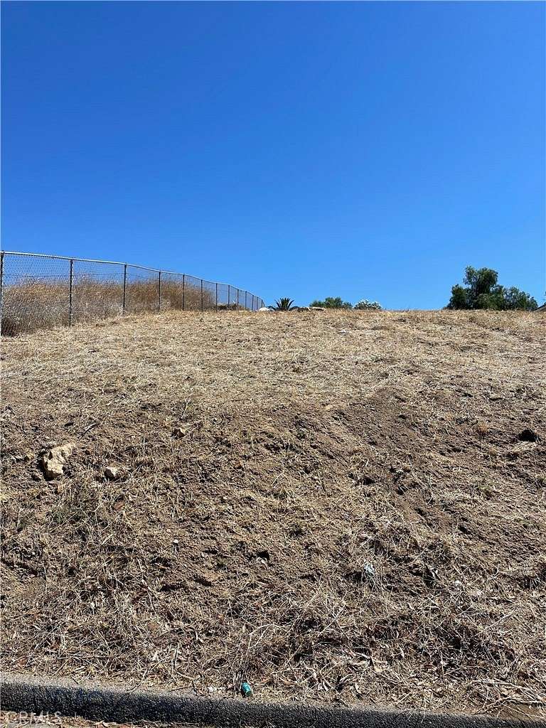 0.1 Acres of Residential Land for Sale in Lake Elsinore, California