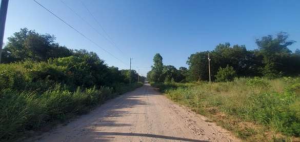 4.4 Acres of Land for Sale in Wellston, Oklahoma
