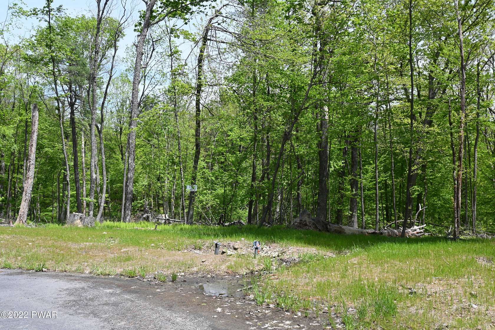 2.3 Acres of Residential Land for Sale in Milford, Pennsylvania