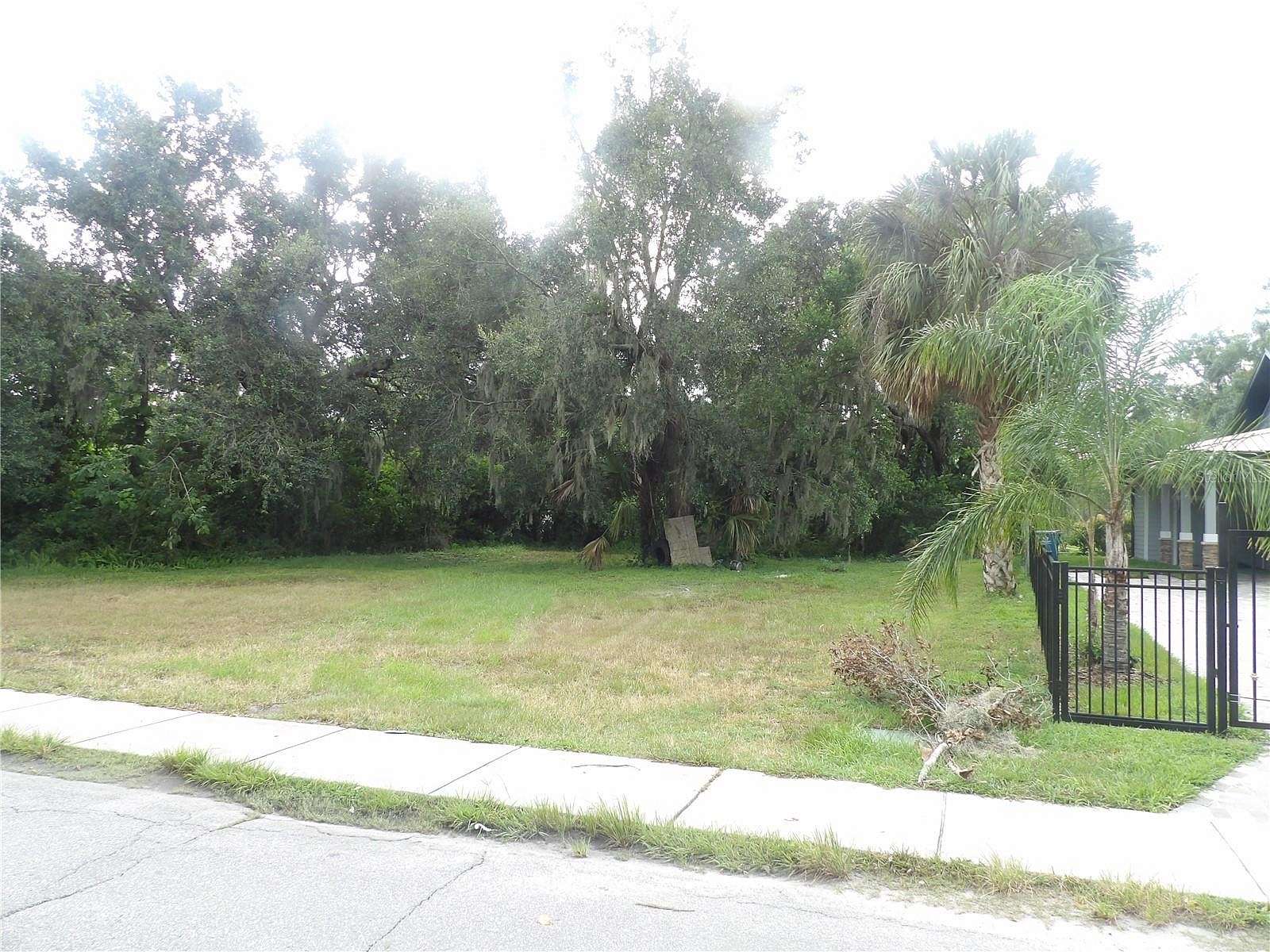 0.34 Acres of Residential Land for Sale in Mulberry, Florida