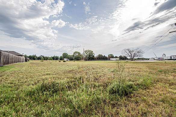 0.25 Acres of Land for Sale in Abilene, Kansas
