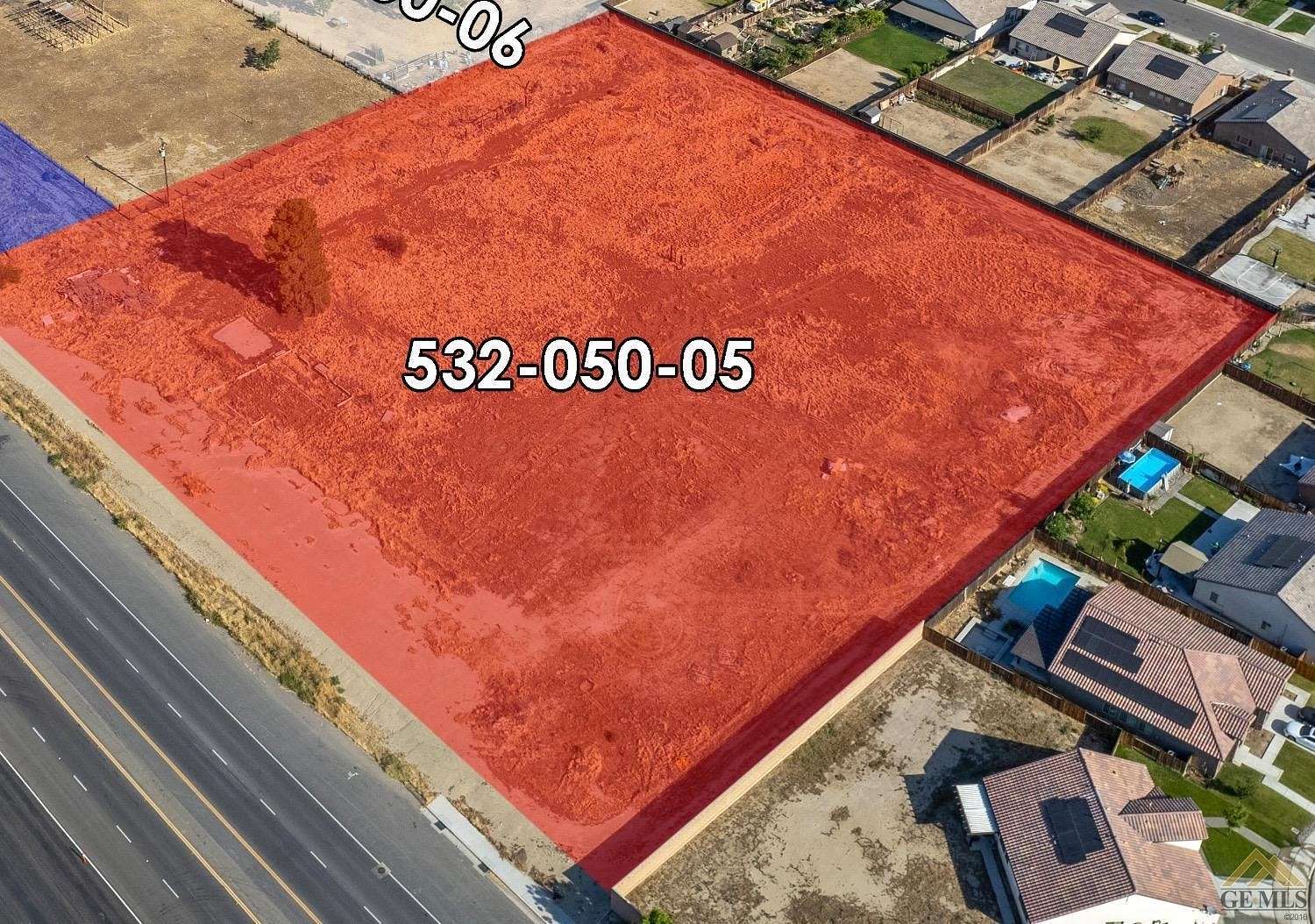 3.7 Acres of Commercial Land for Sale in Bakersfield, California