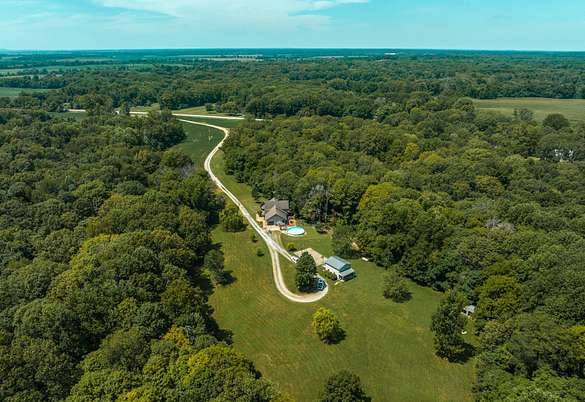 20 Acres of Land with Home for Sale in New Haven, Illinois