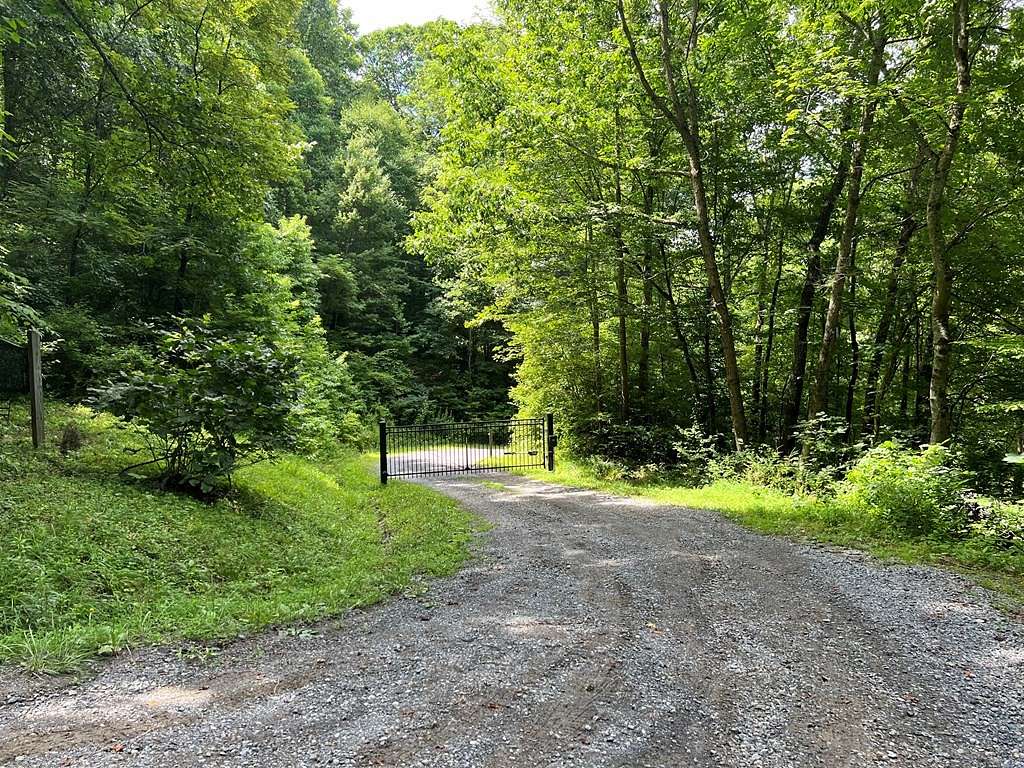 3.7 Acres of Residential Land for Sale in Waynesville, North Carolina