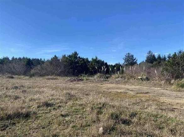 0.99 Acres of Residential Land for Sale in Crescent City, California