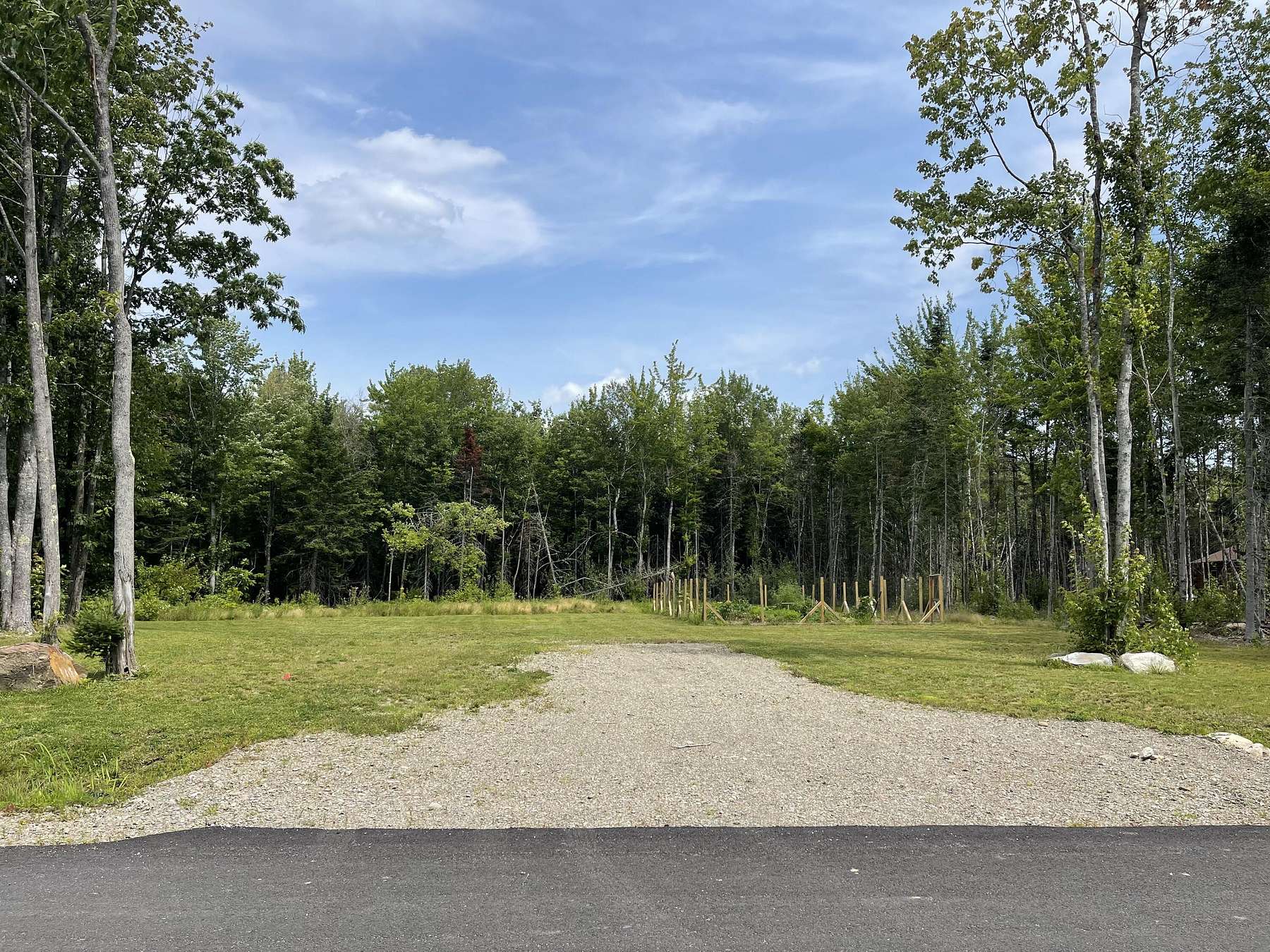 2.4 Acres of Residential Land for Sale in Newport, Maine