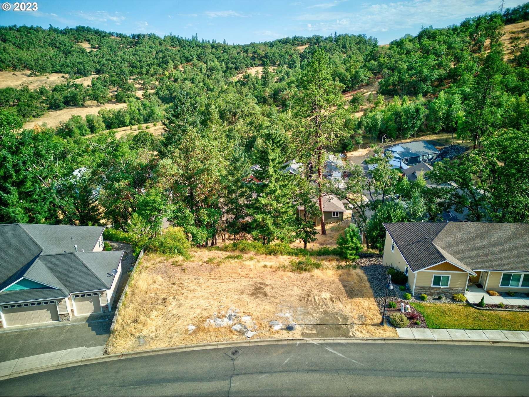 0.16 Acres of Residential Land for Sale in Roseburg, Oregon
