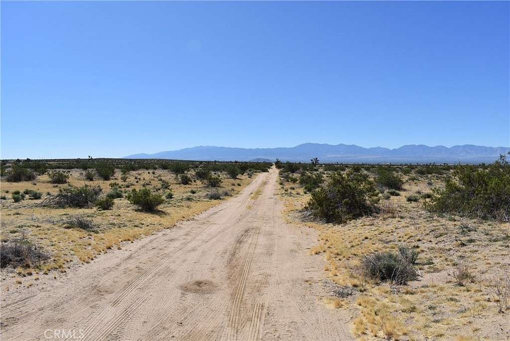 20.4 Acres of Agricultural Land for Sale in Lancaster, California