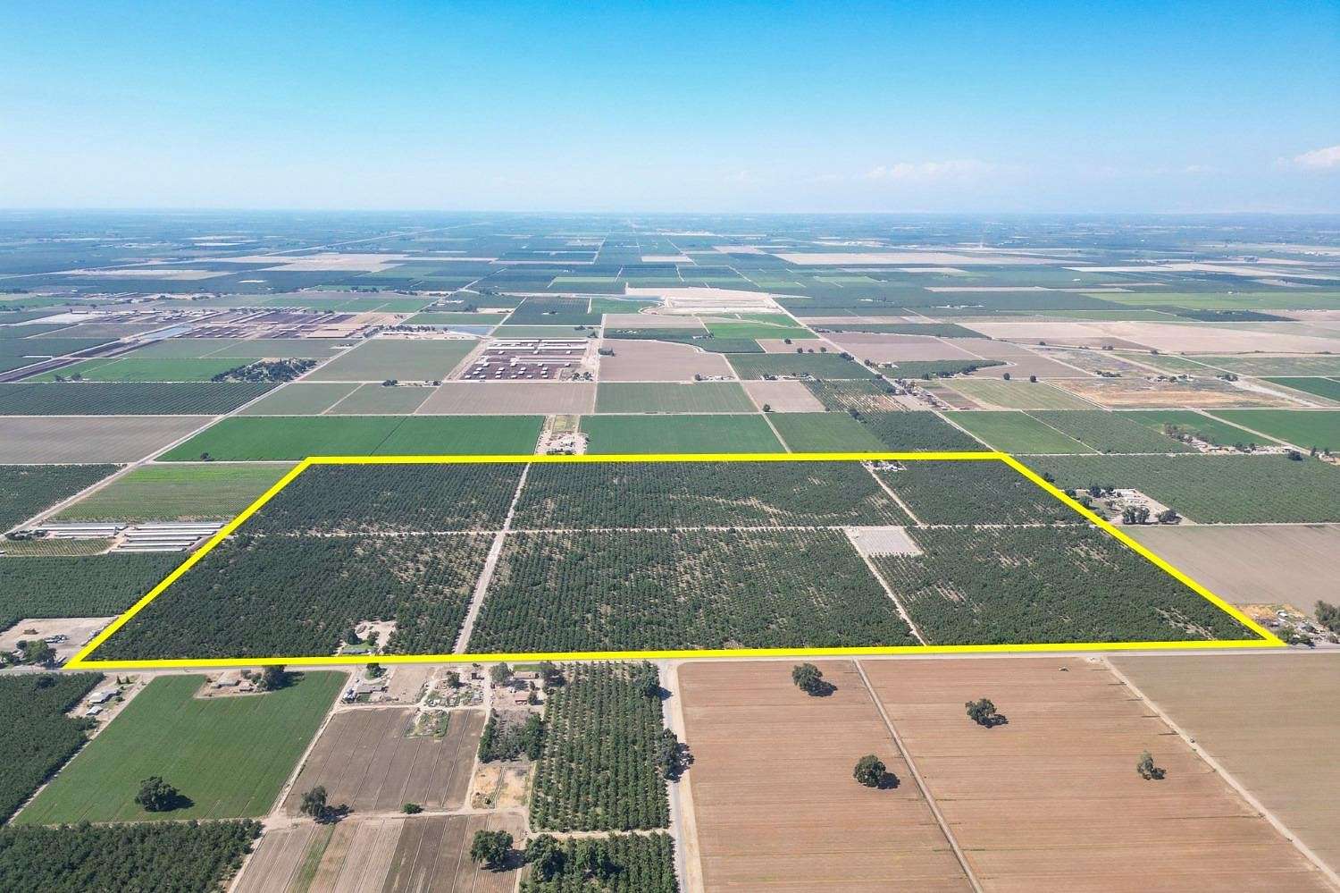 254 Acres of Agricultural Land for Sale in Laton, California