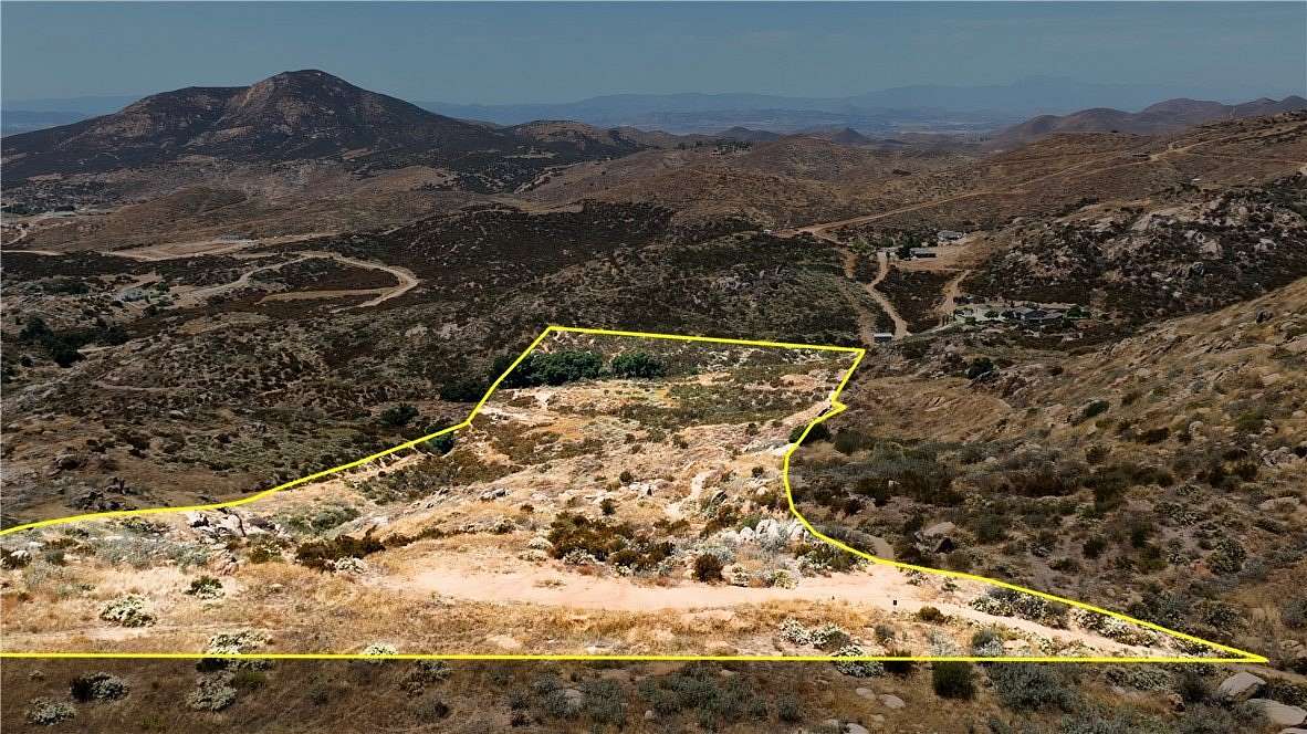 19.6 Acres of Land for Sale in Temecula, California
