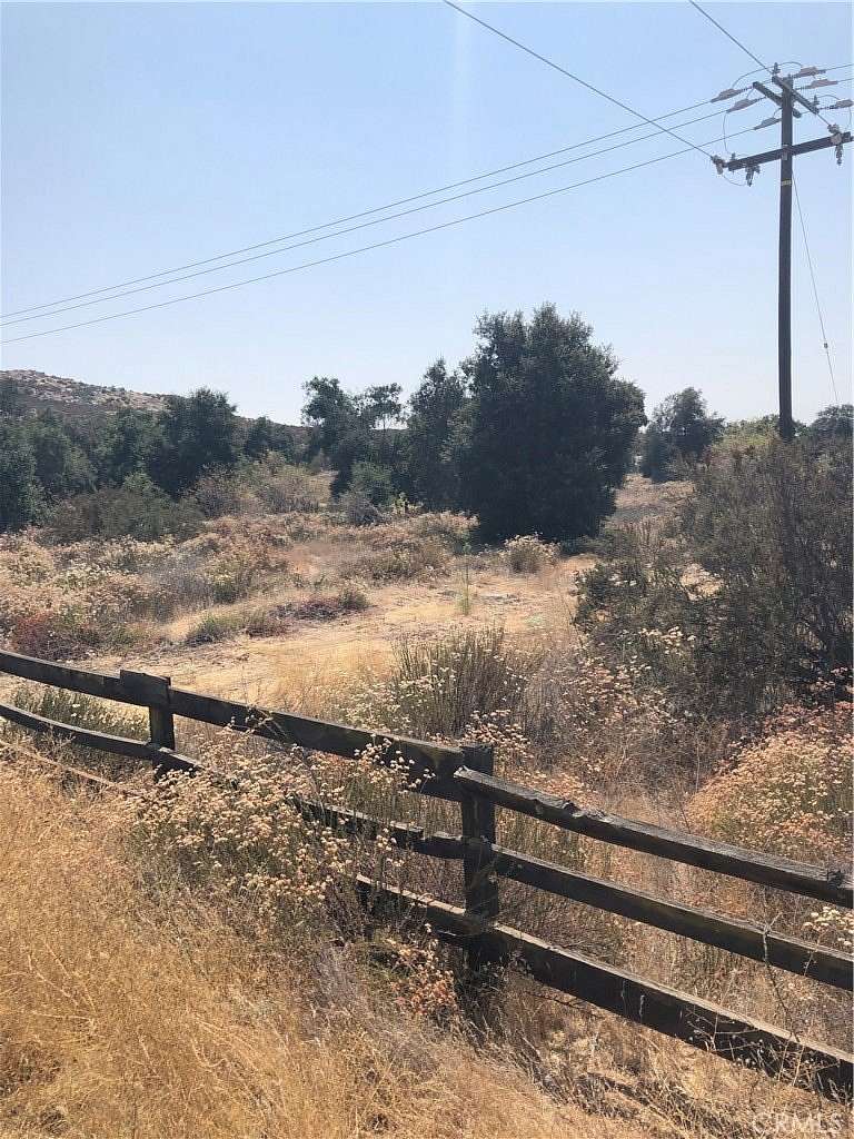 31.8 Acres of Land for Sale in Hemet, California