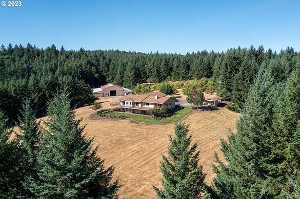 107 Acres of Land with Home for Sale in Newberg, Oregon