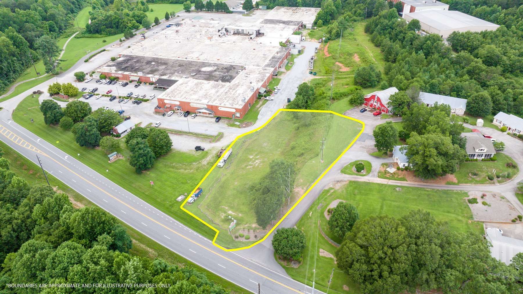 0.87 Acres of Commercial Land for Sale in Clarkesville, Georgia