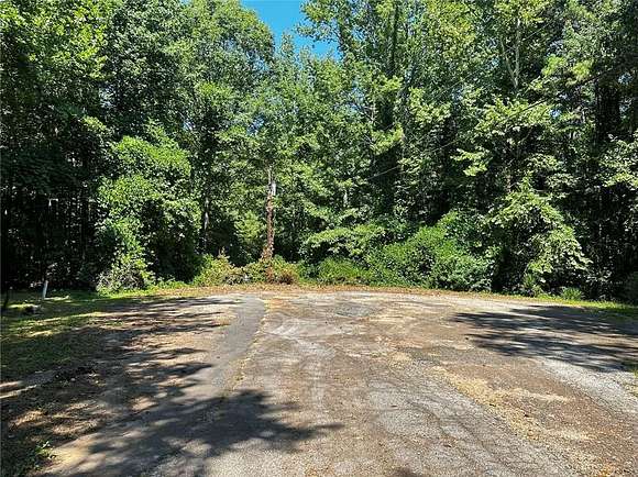2.3 Acres of Residential Land for Sale in Auburn, Georgia