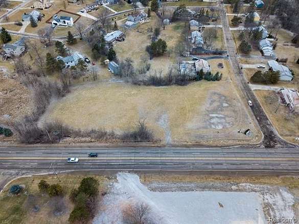 2 Acres of Residential Land for Sale in Grand Blanc, Michigan