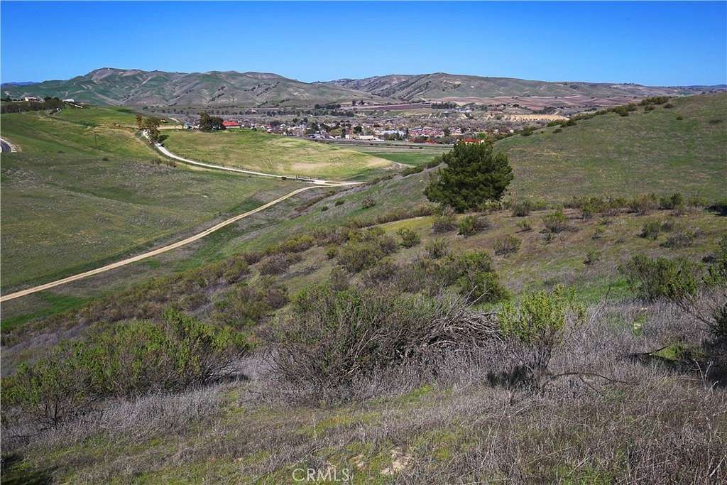 18.5 Acres of Land for Sale in Paso Robles, California