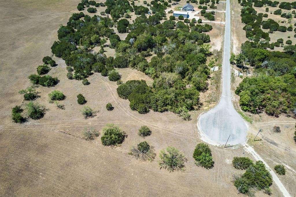 10.4 Acres of Recreational Land & Farm for Sale in Walnut Springs, Texas