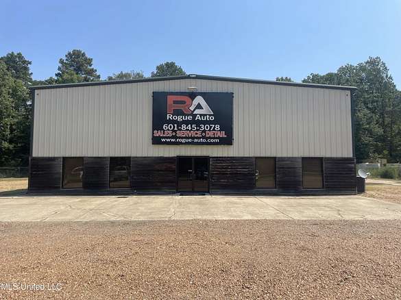 3.2 Acres of Improved Commercial Land for Sale in Florence, Mississippi