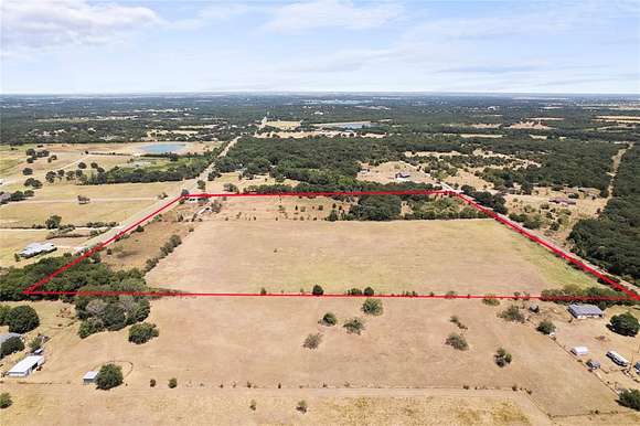 27 Acres of Agricultural Land for Sale in Cleburne, Texas