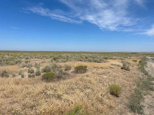40 Acres of Recreational Land & Farm for Sale in Burns, Oregon