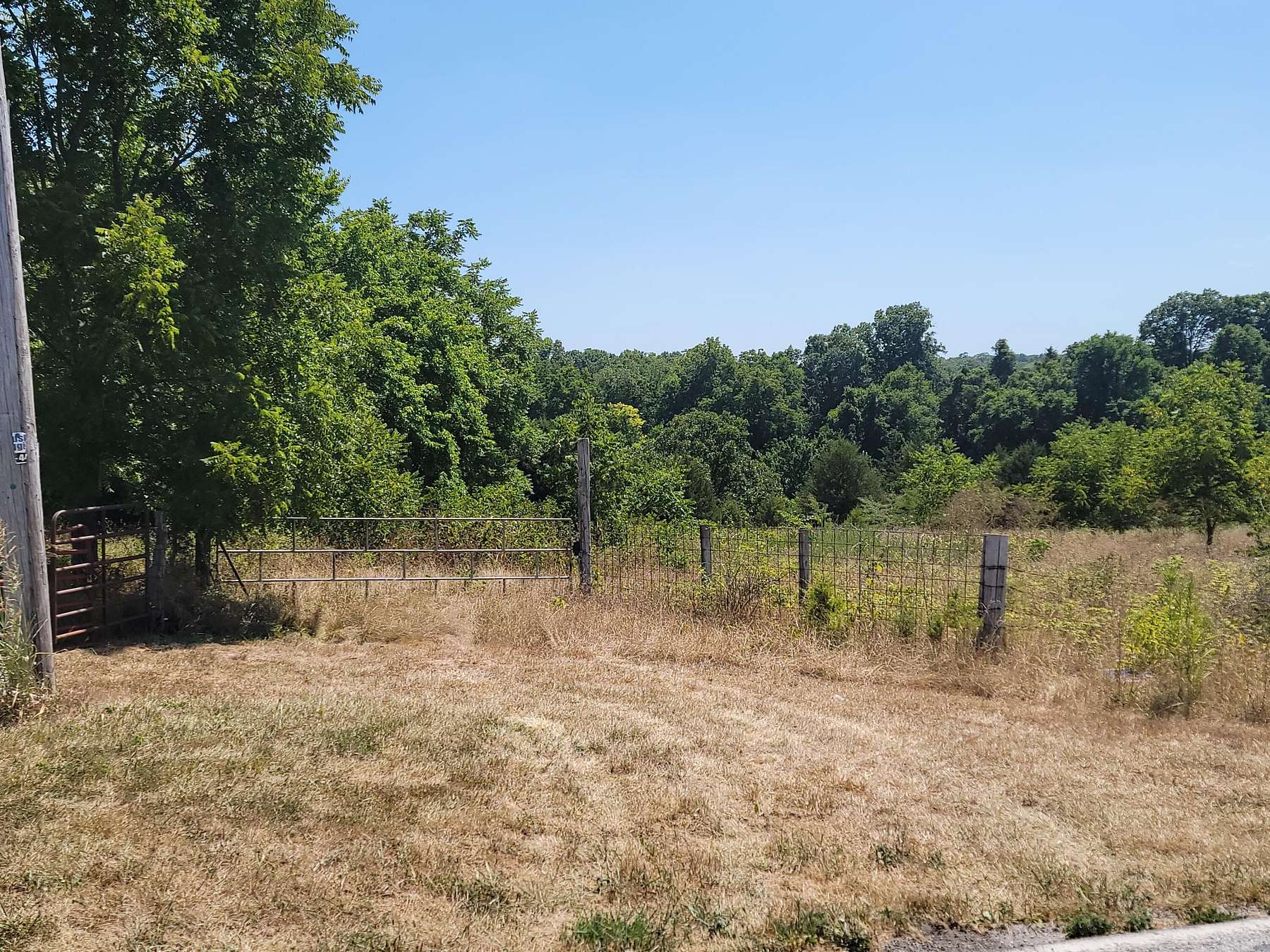 27.9 Acres of Recreational Land for Sale in Highlandville, Missouri