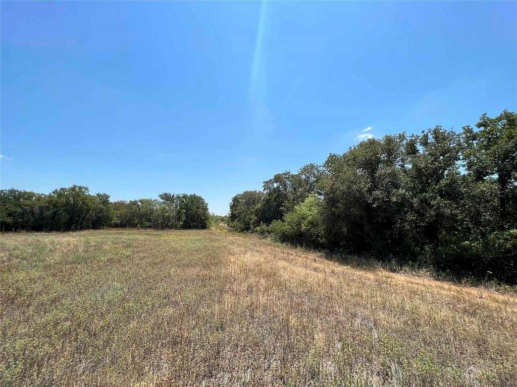 7.5 Acres of Land for Sale in Mingus, Texas