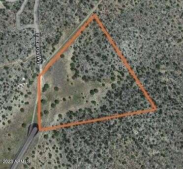 7.4 Acres of Land for Sale in Paulden, Arizona