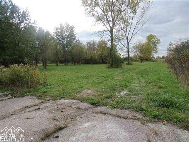 2.2 Acres of Residential Land for Sale in Marine City, Michigan