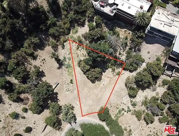 0.14 Acres of Residential Land for Sale in Woodland Hills, California