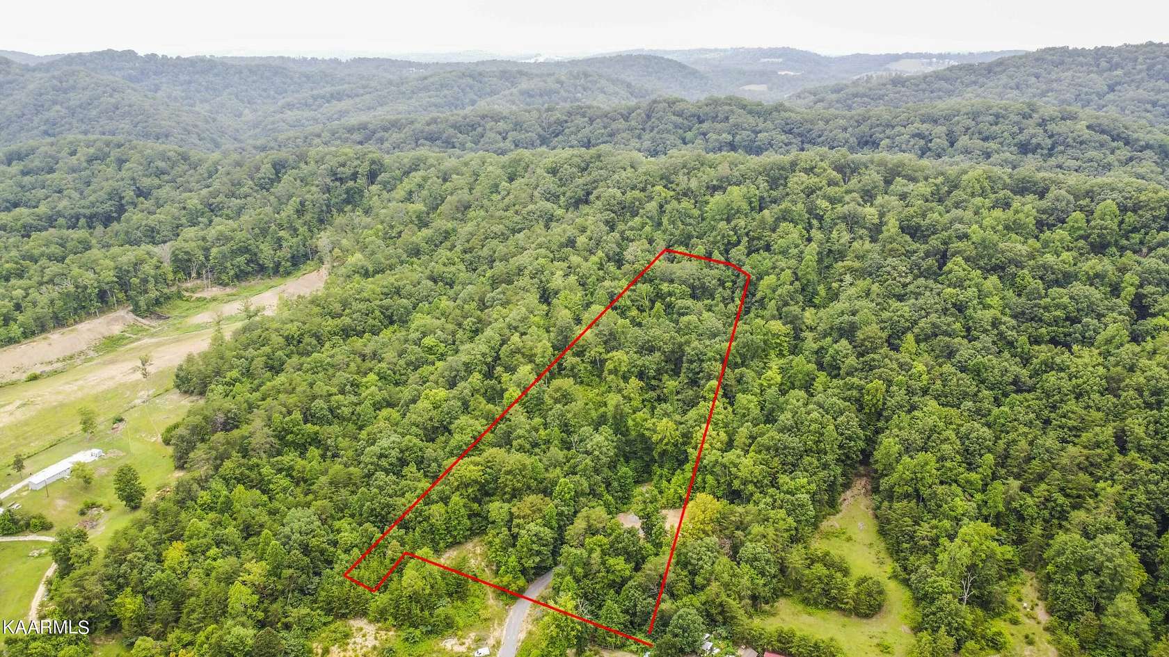 5.5 Acres of Residential Land for Sale in Luttrell, Tennessee