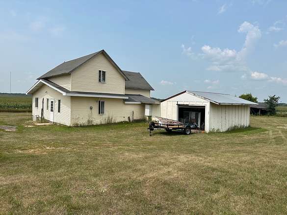 9.6 Acres of Land with Home for Sale in Hewitt, Minnesota