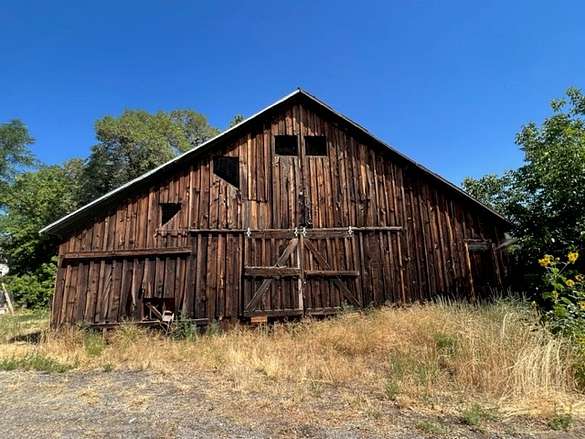 0.1 Acres of Commercial Land for Sale in Cedarville, California